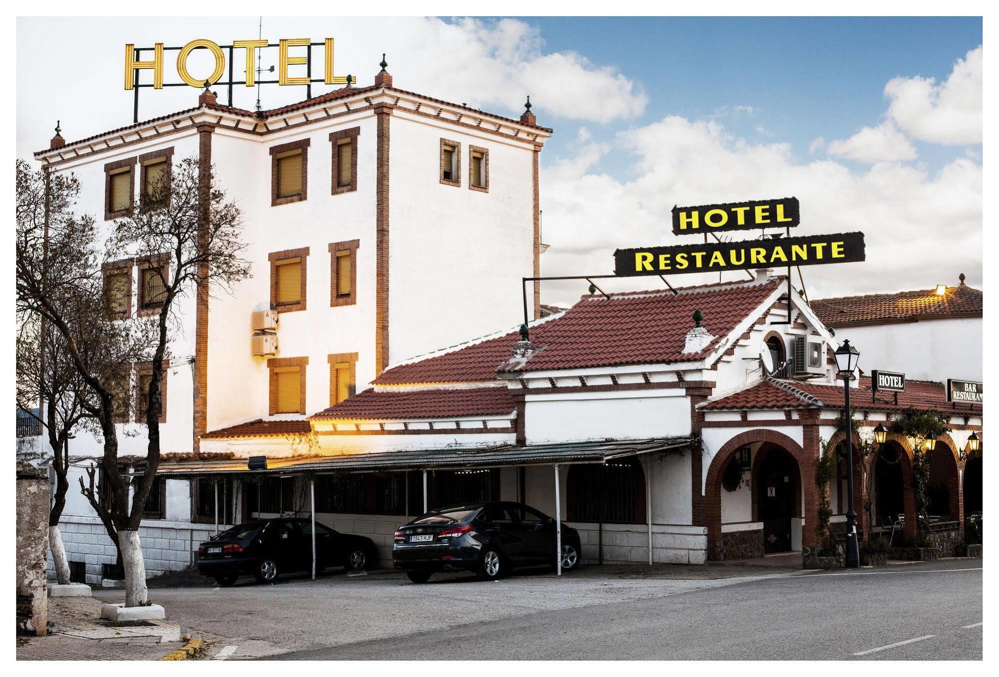 El Meson De Despenaperros Hotel Santa Elena Luaran gambar