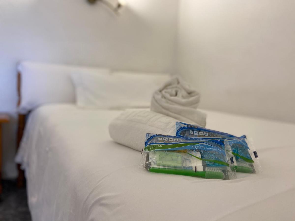 El Meson De Despenaperros Hotel Santa Elena Luaran gambar